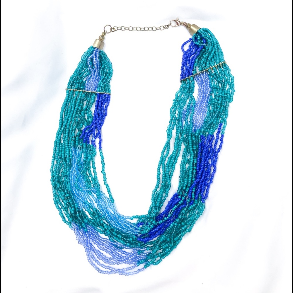 🛑CLEARANCE‼️ Vintage heavy beaded Multi strand necklace in blue hues
